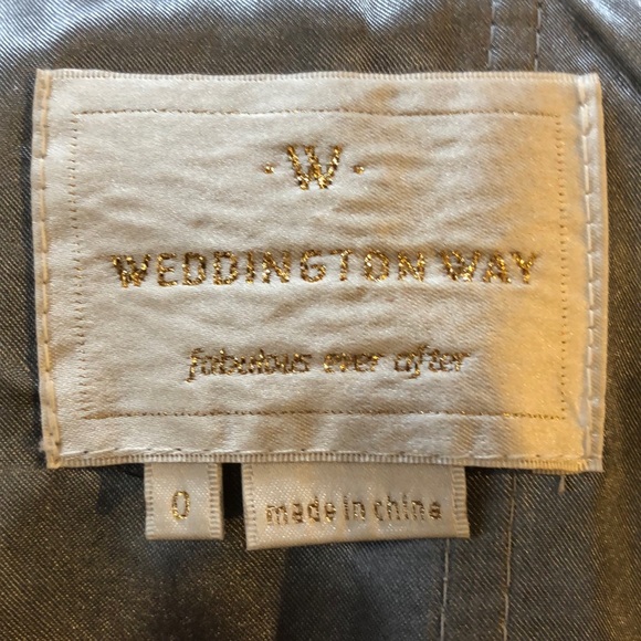 Dress/ Prom or Bridesmaids formal - Picture 6 of 12